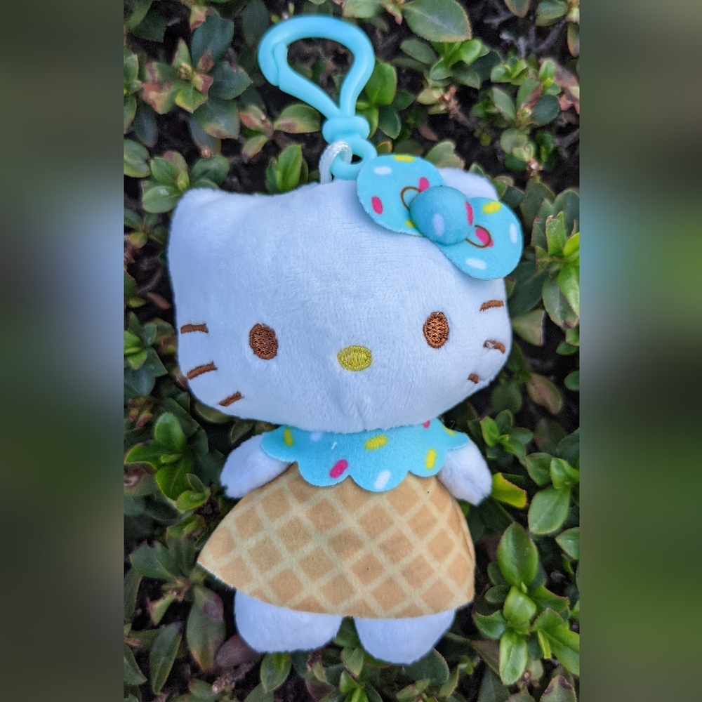 Hello Kitty "Waffle Cone" Plush Dangler for keychain or backpack, approx. 4"